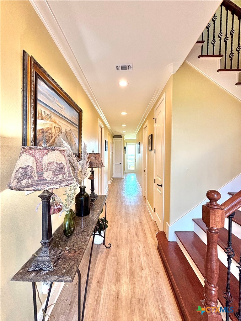 418 W Tuscany Way Property Photo 4