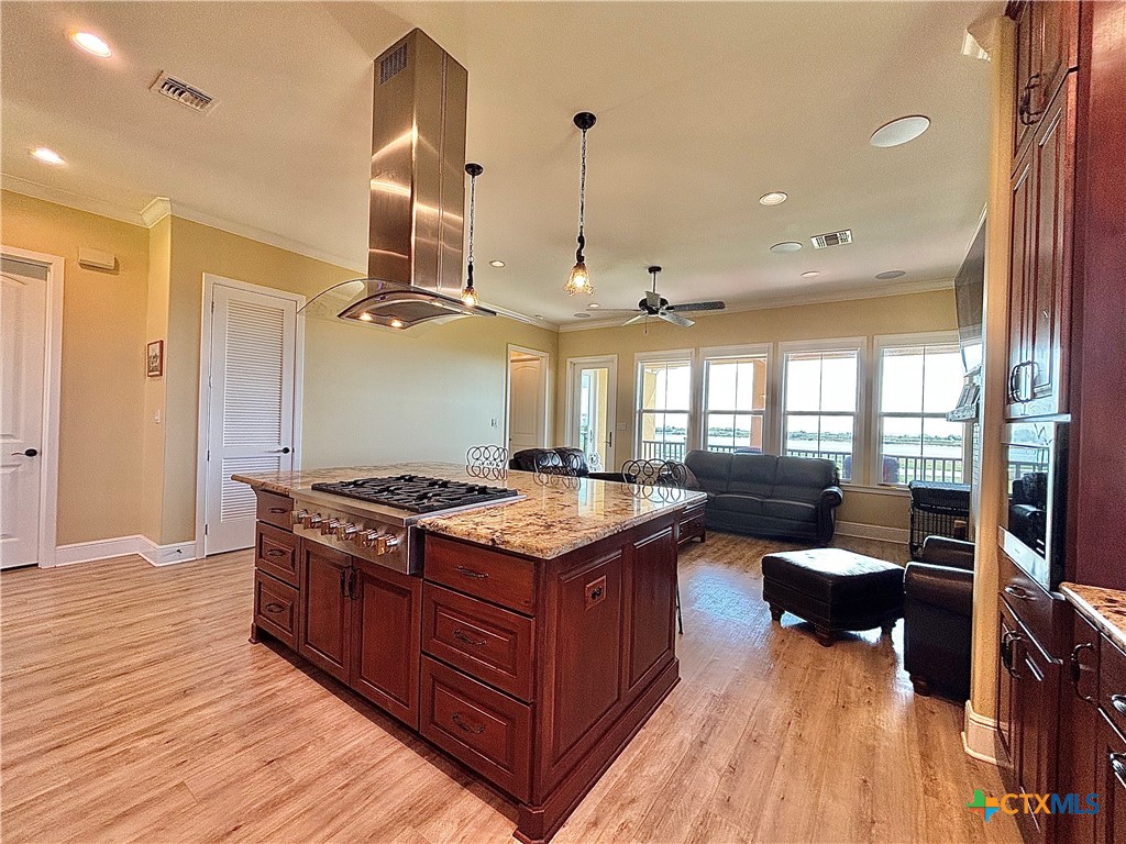 418 W Tuscany Way Property Photo 16