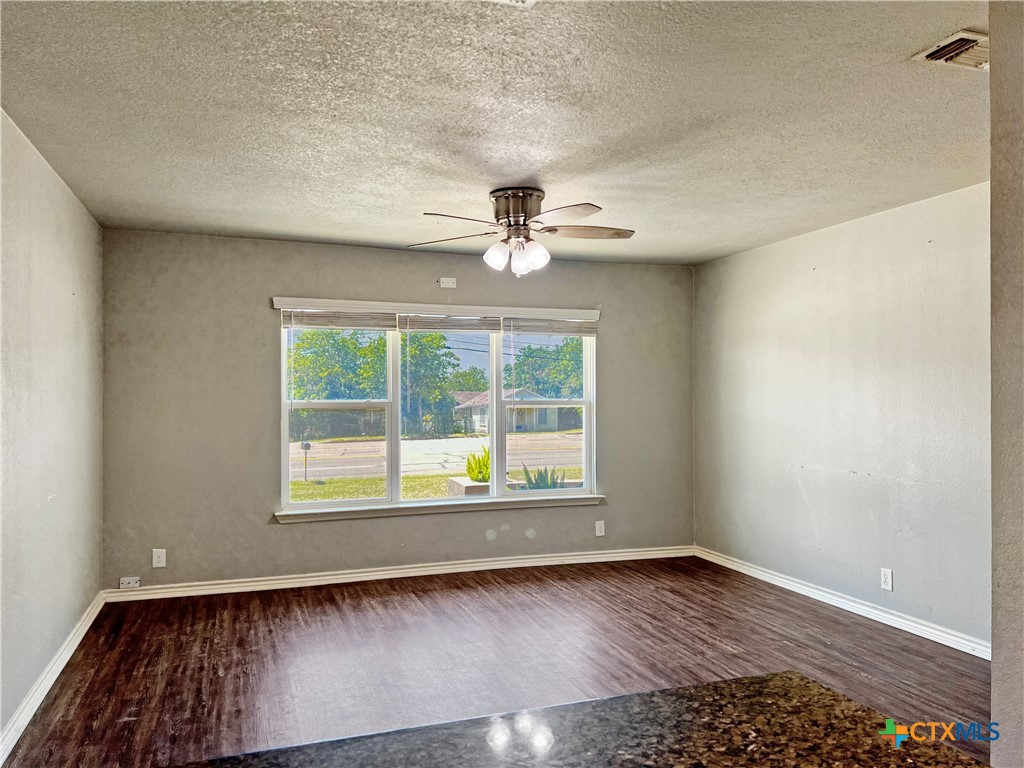 1311 W Main Street Property Photo 10