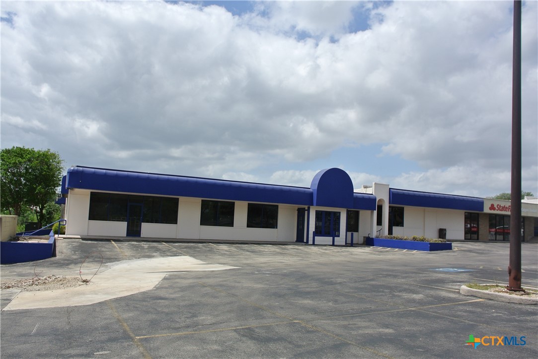 2301 E Central Texas Expressway 105 Property Photo 2