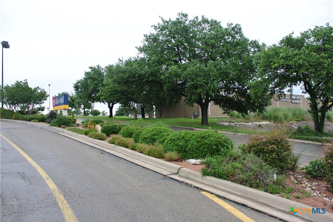 2301 E Central Texas Expressway 105-106 Property Photo 14