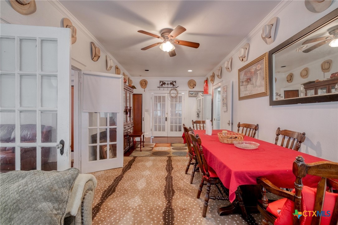 809 S Pecan Avenue Property Photo 5