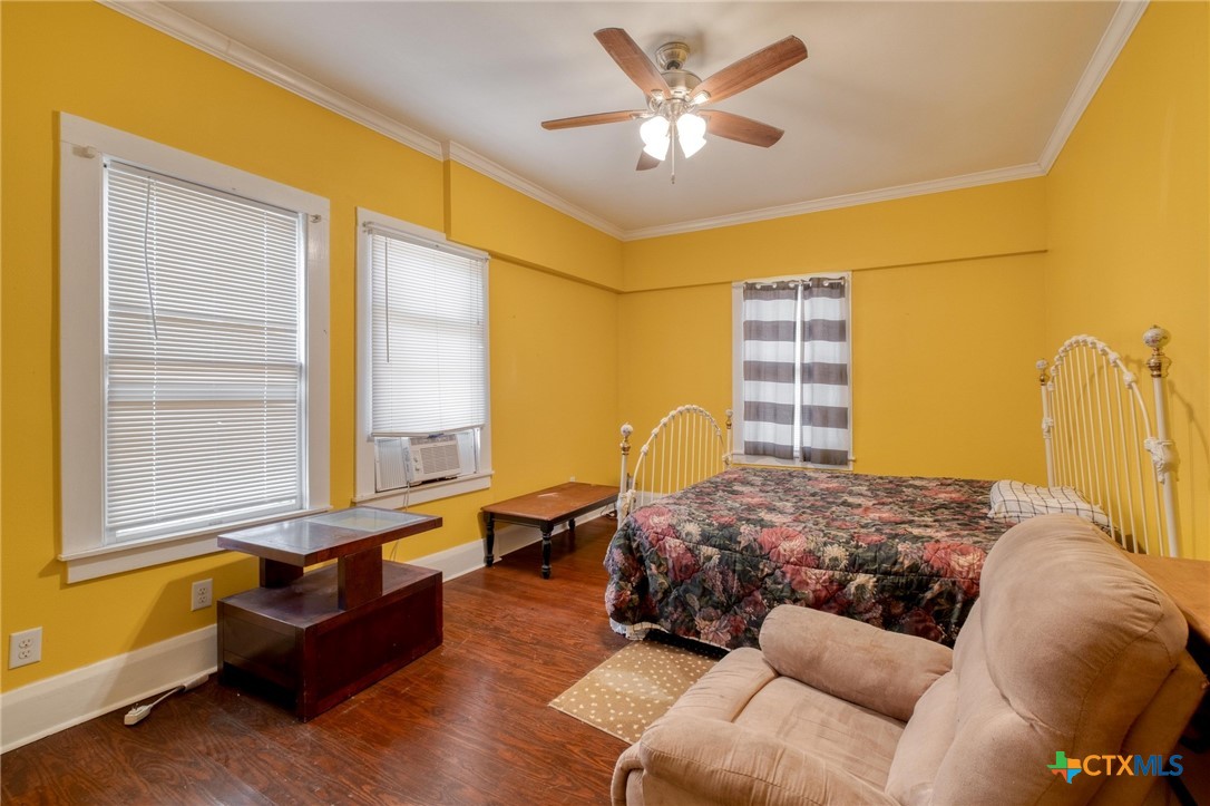 809 S Pecan Avenue Property Photo 11