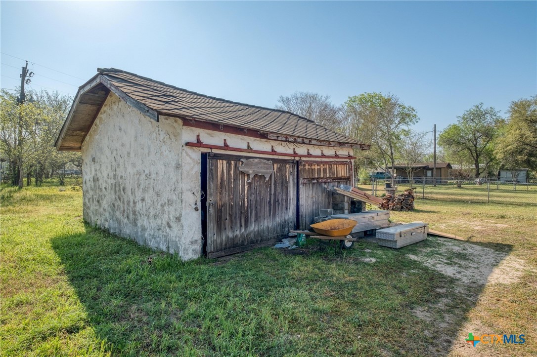 809 S Pecan Avenue Property Photo 23