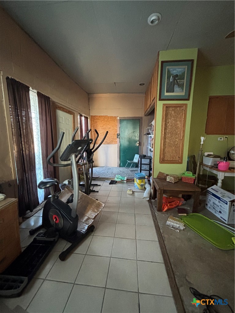 946 County Road 4818 Property Photo 15