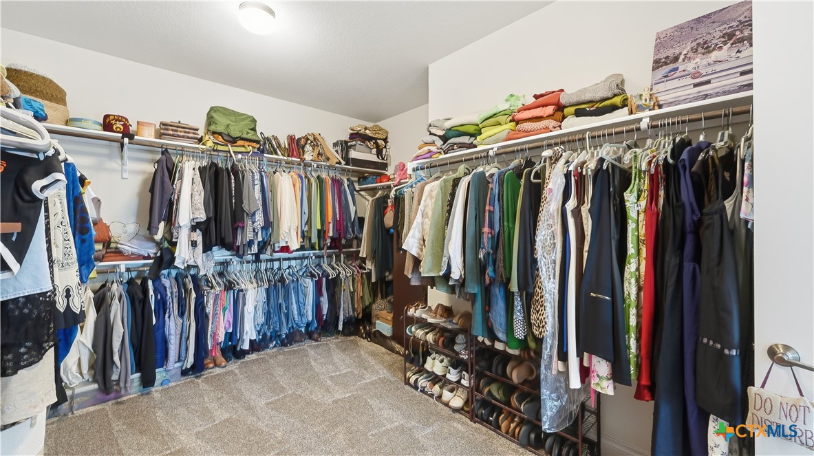 820 Silverberry Drive Property Photo 15