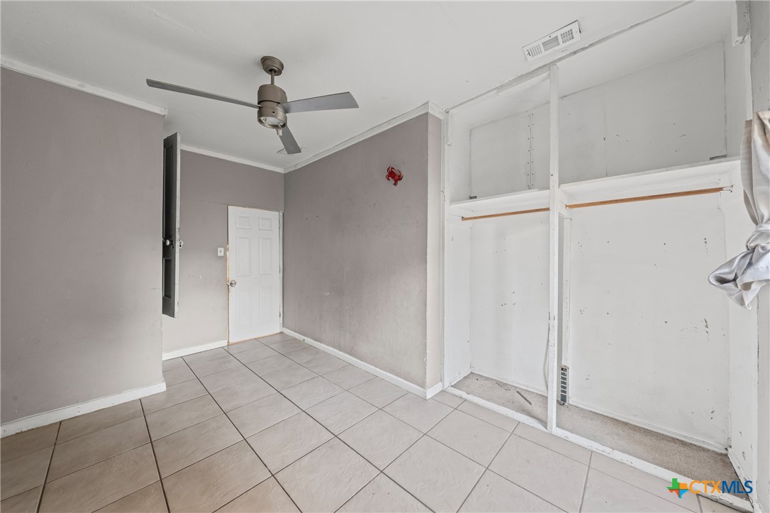 1014 S 3rd Property Photo 11