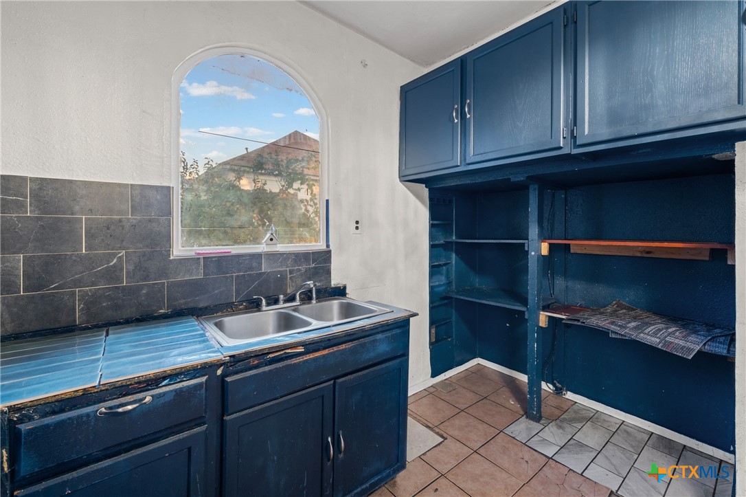 1014 S 3rd Property Photo 15