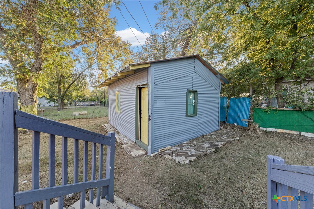 1014 S 3rd Property Photo 17