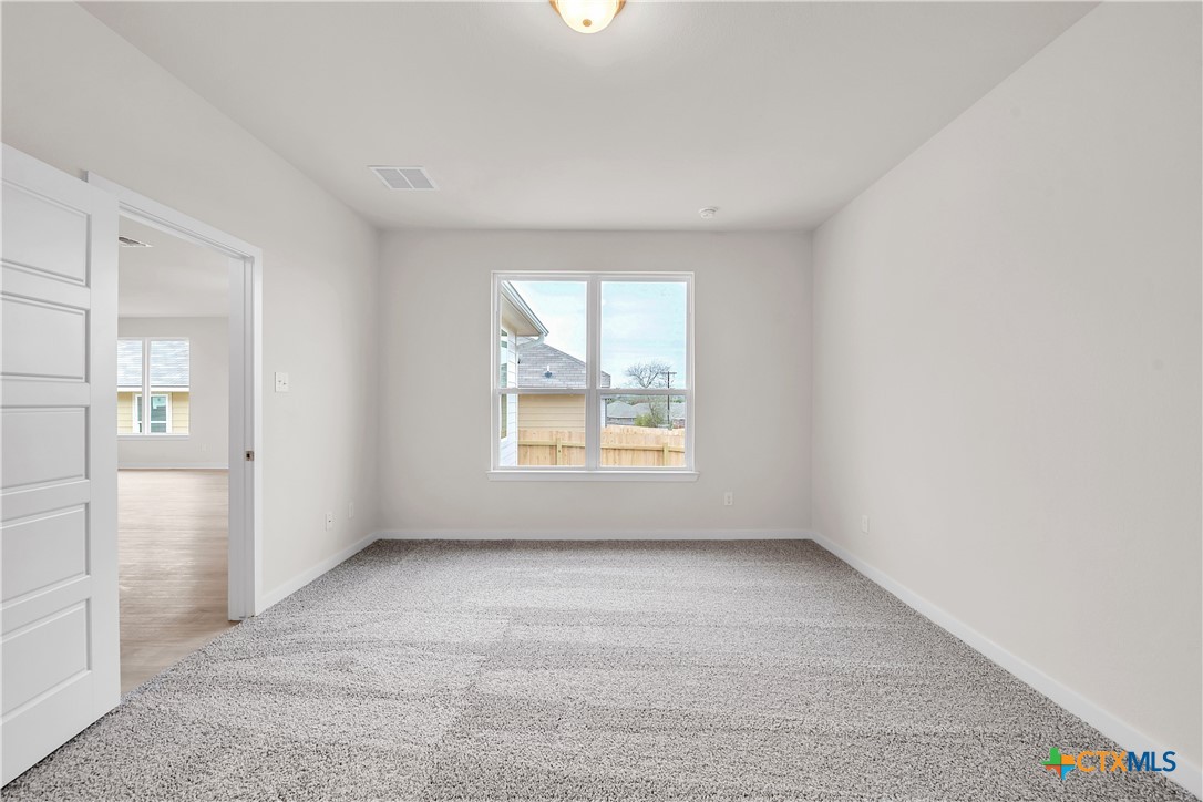 414 University Avenue Property Photo 14