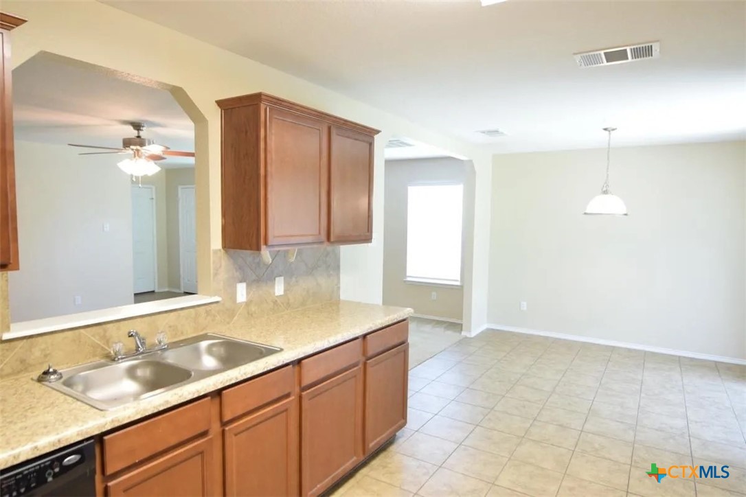 108 W Gemini Lane Property Photo 8