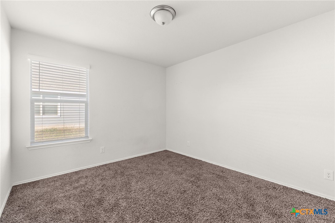 1825 Fall Creek Court Property Photo 15