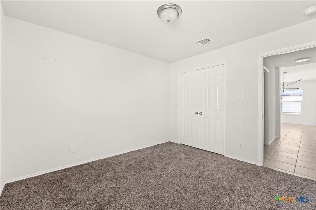 1825 Fall Creek Court Property Photo 16