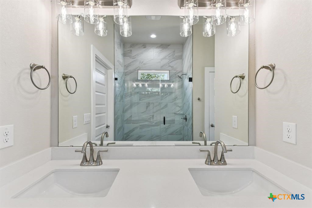 625 Birch Lane Property Photo 14