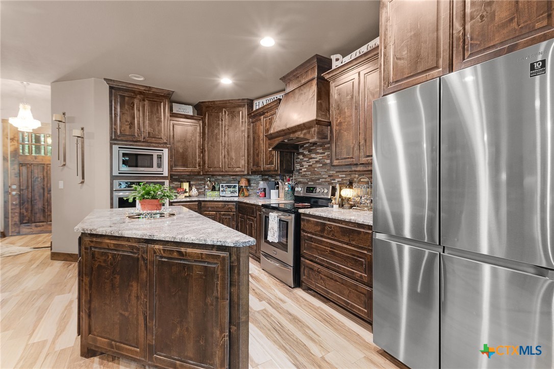 430 Supple Drive Property Photo 11