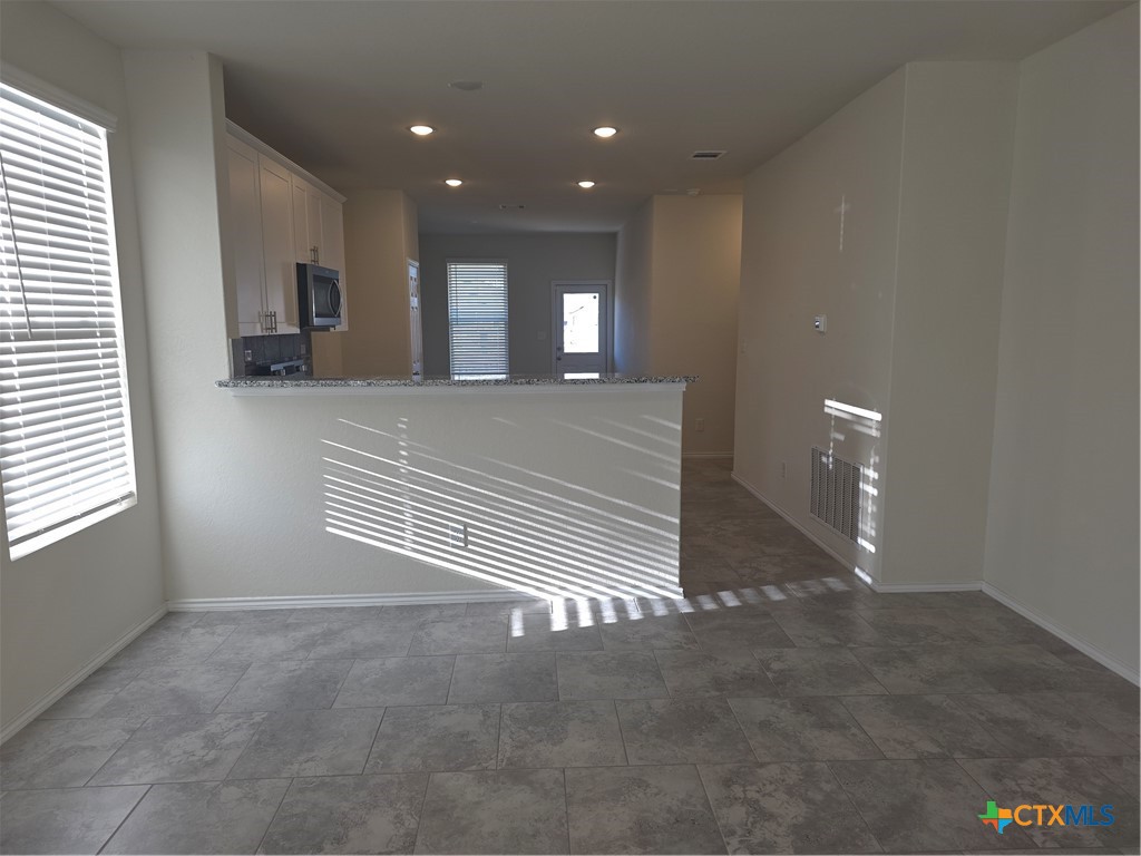 874 Crested Iris Property Photo 2