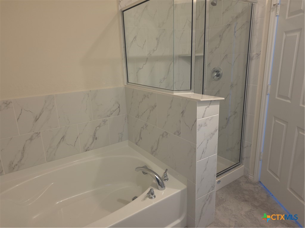 874 Crested Iris Property Photo 7