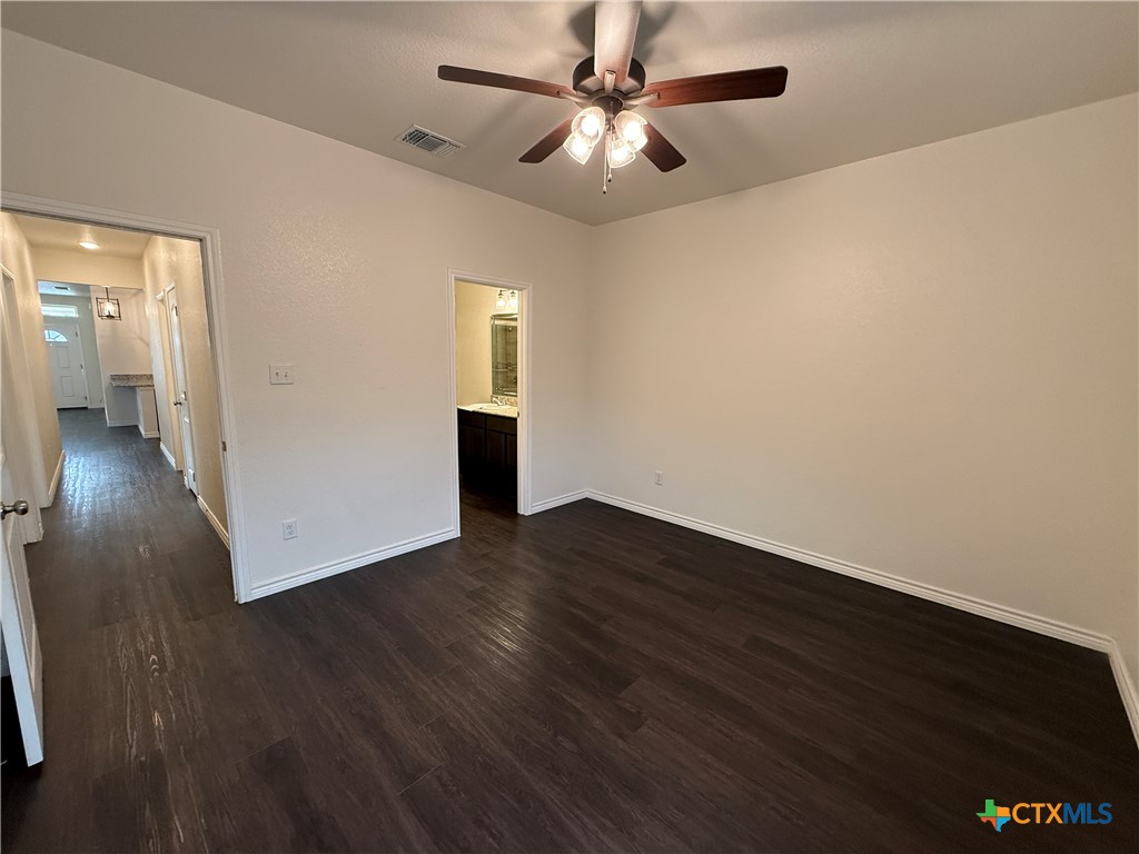 5005 Rose Garden Loop Property Photo 12