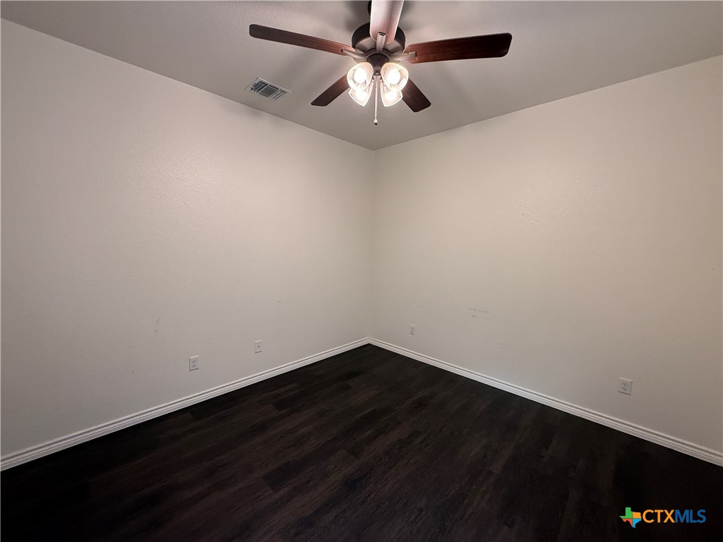 5005 Rose Garden Loop Property Photo 19