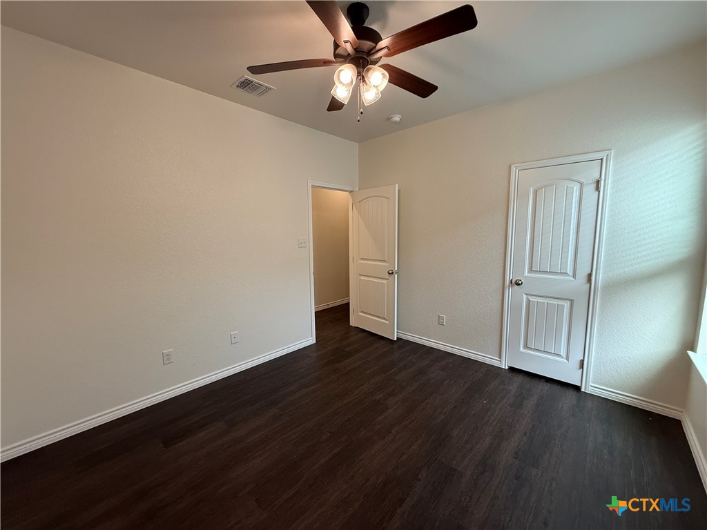 5005 Rose Garden Loop Property Photo 22