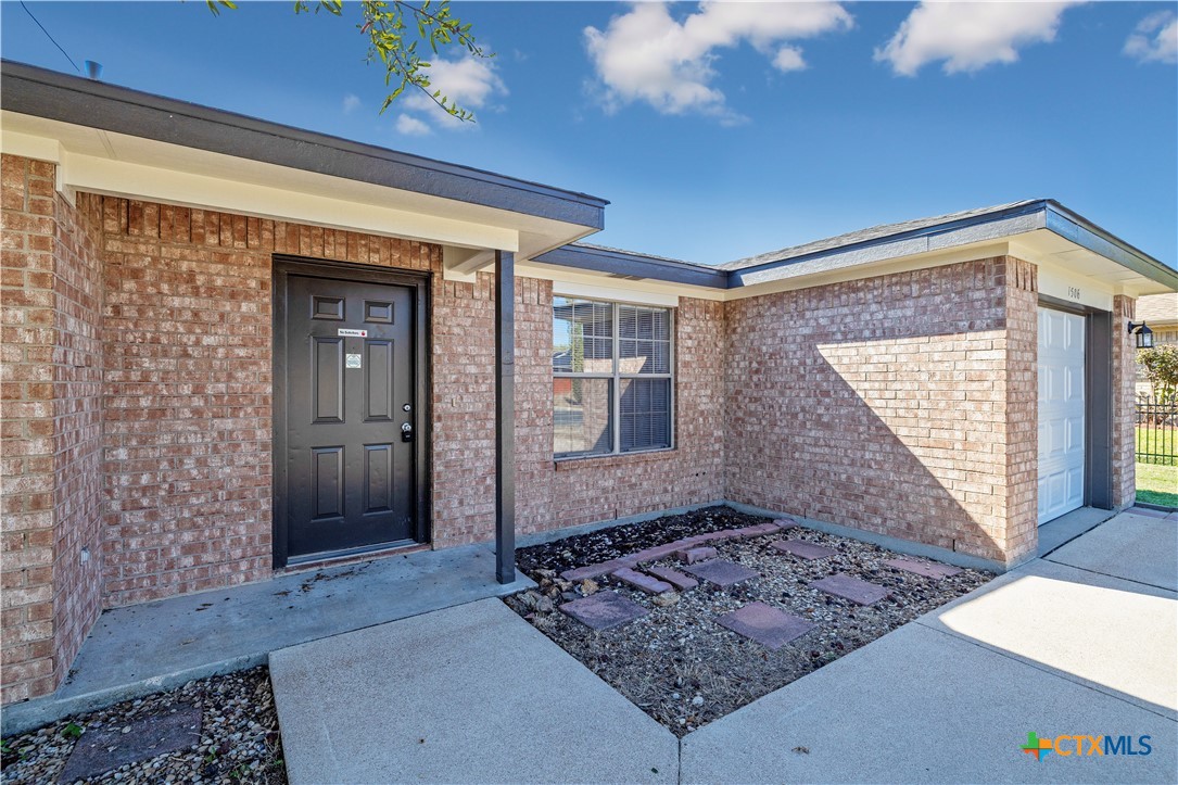 1506 Nina Drive Property Photo 5