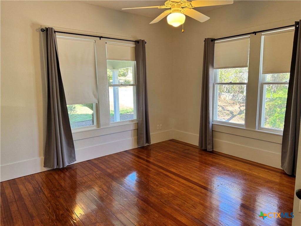 713 Burleson Street Property Photo 3