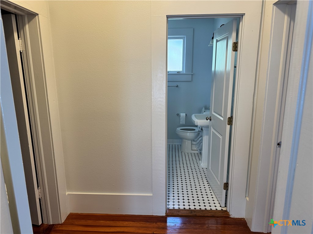 713 Burleson Street Property Photo 6