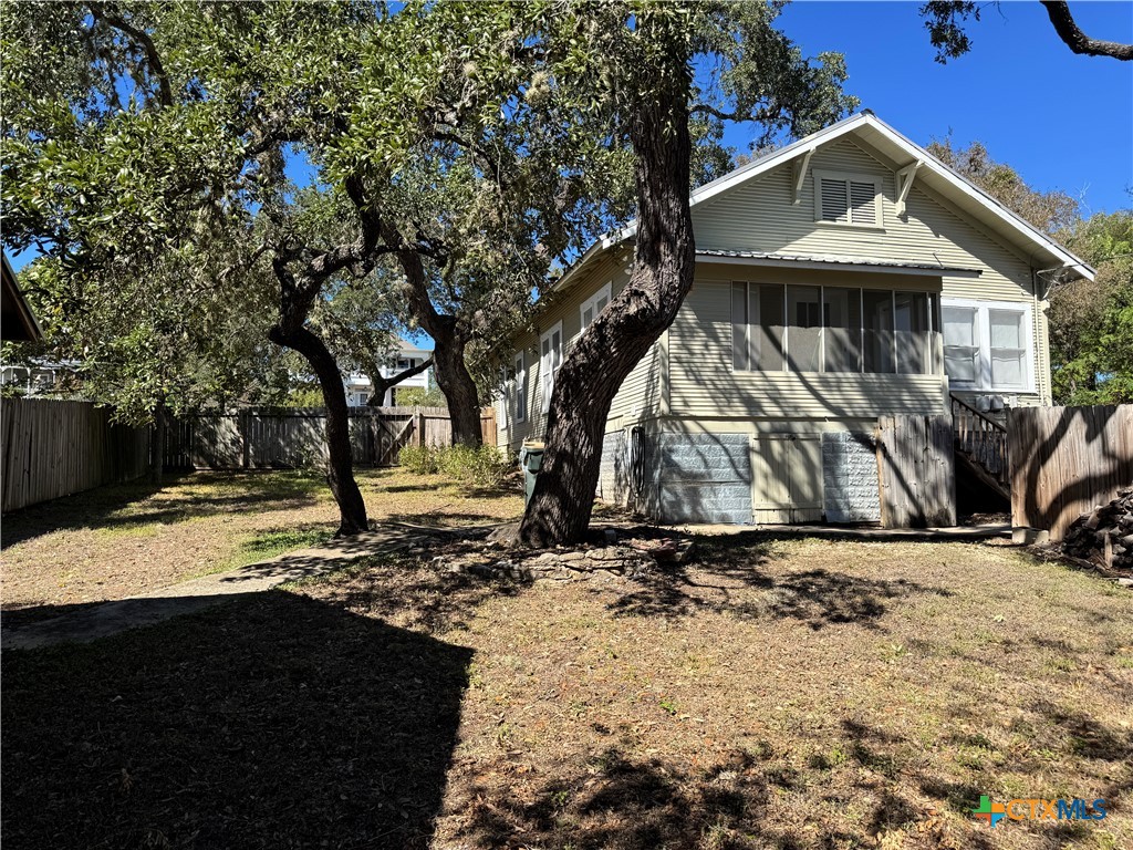 713 Burleson Street Property Photo 15