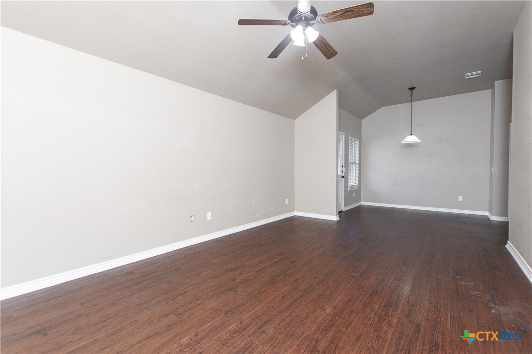 502 Sladecek Drive A Property Photo 2