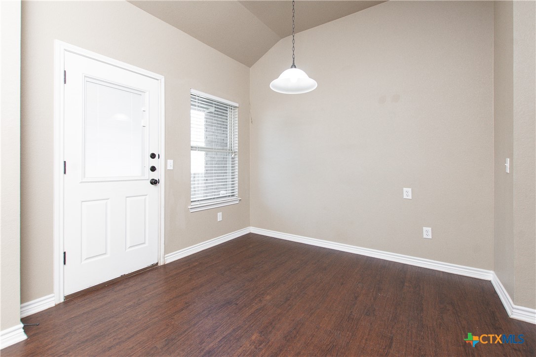 502 Sladecek Drive A Property Photo 5