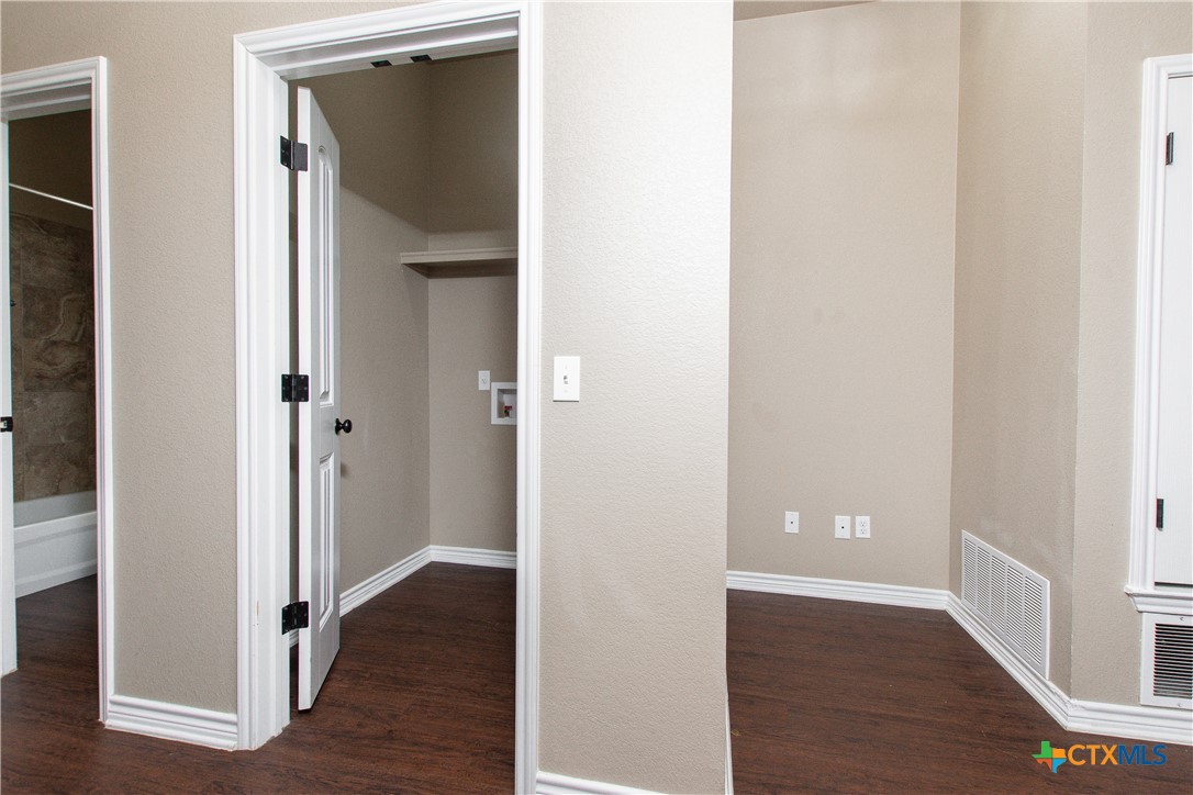 502 Sladecek Drive A Property Photo 7