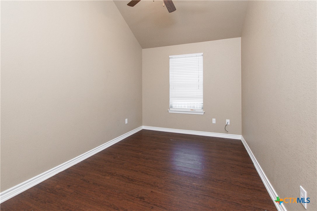 502 Sladecek Drive A Property Photo 8