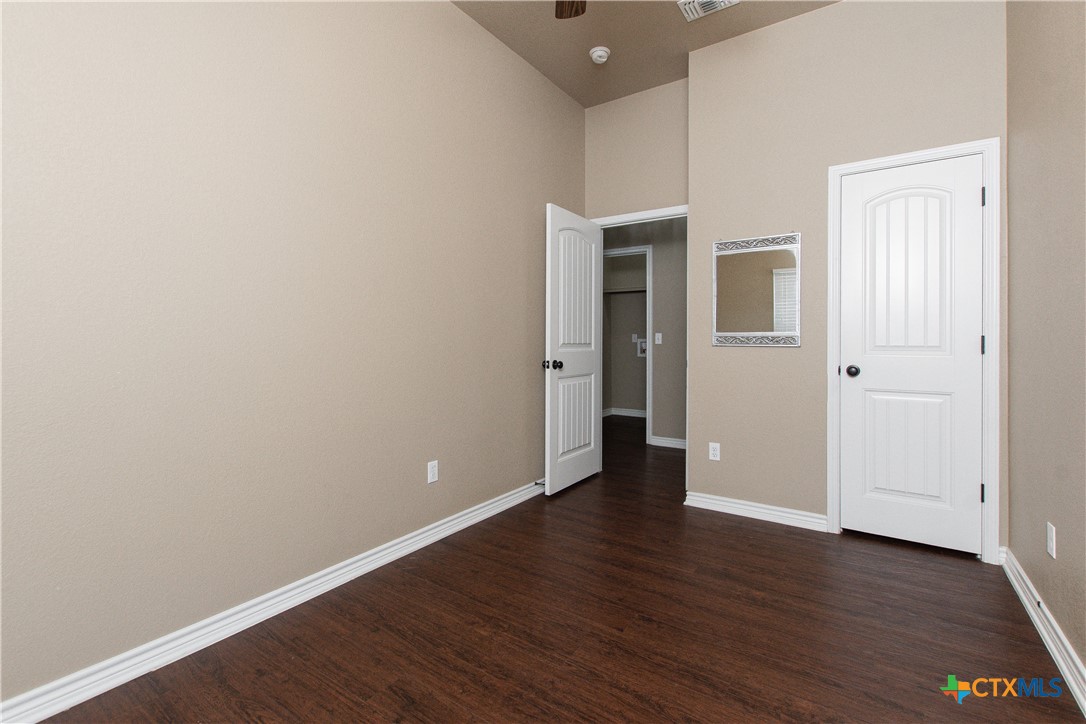 502 Sladecek Drive A Property Photo 9