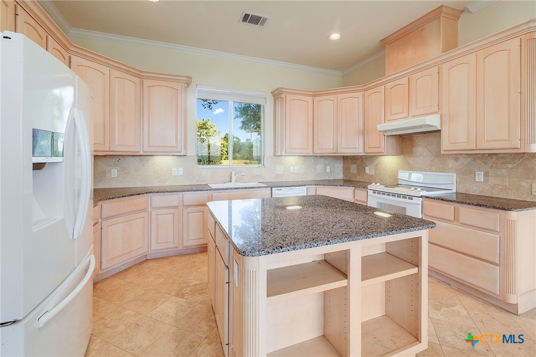 15121 Honeycomb Hollow Property Photo 15