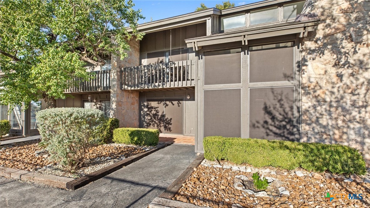 114 T Bar M Drive Property Photo 3