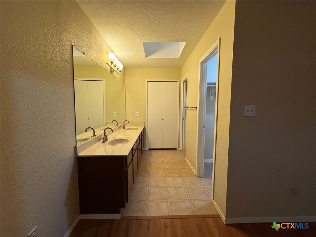 758 Briarbend Drive Property Photo 29