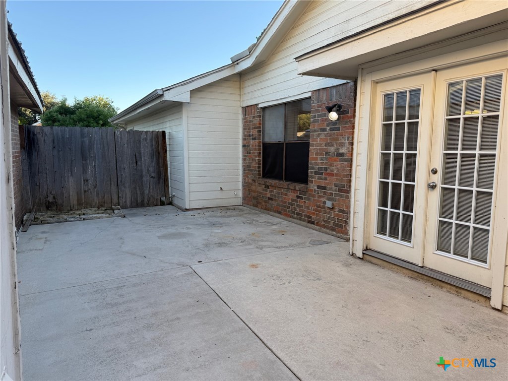 758 Briarbend Drive Property Photo 34