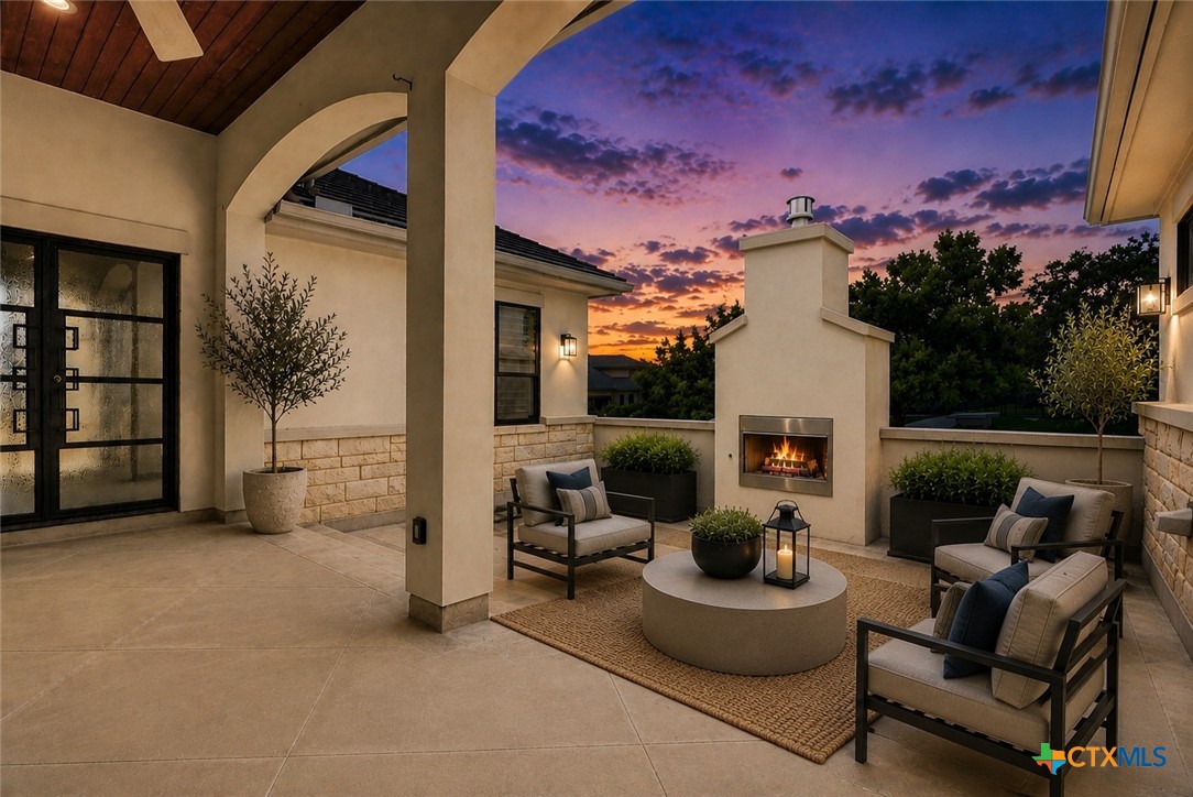 2447 Wallaby Circle Property Photo 22