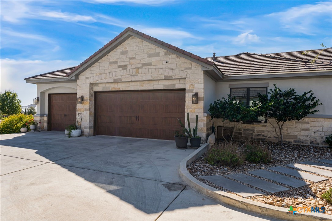 2447 Wallaby Circle Property Photo 35