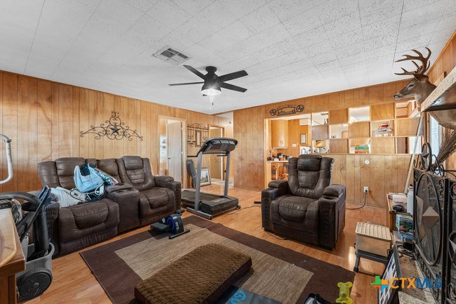 3455 N State Highway 46 Property Photo 14