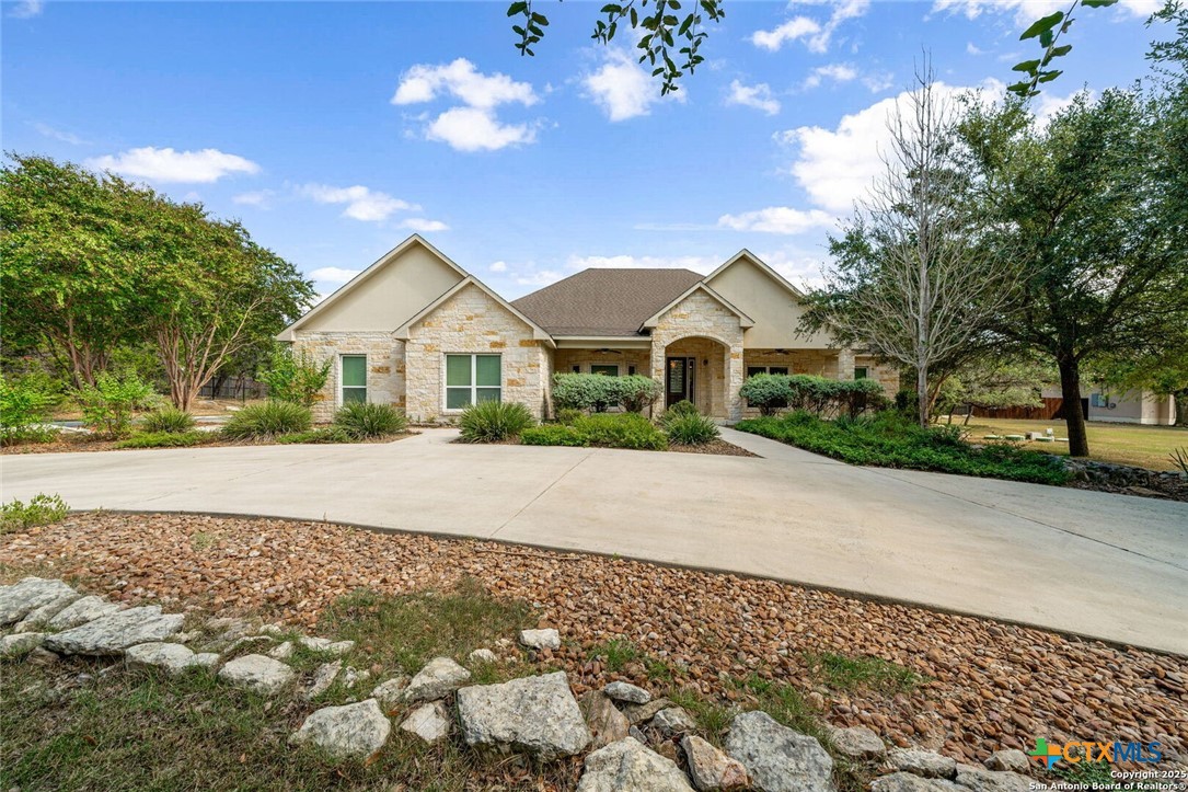 26018 Hazy Hollow Property Photo 1