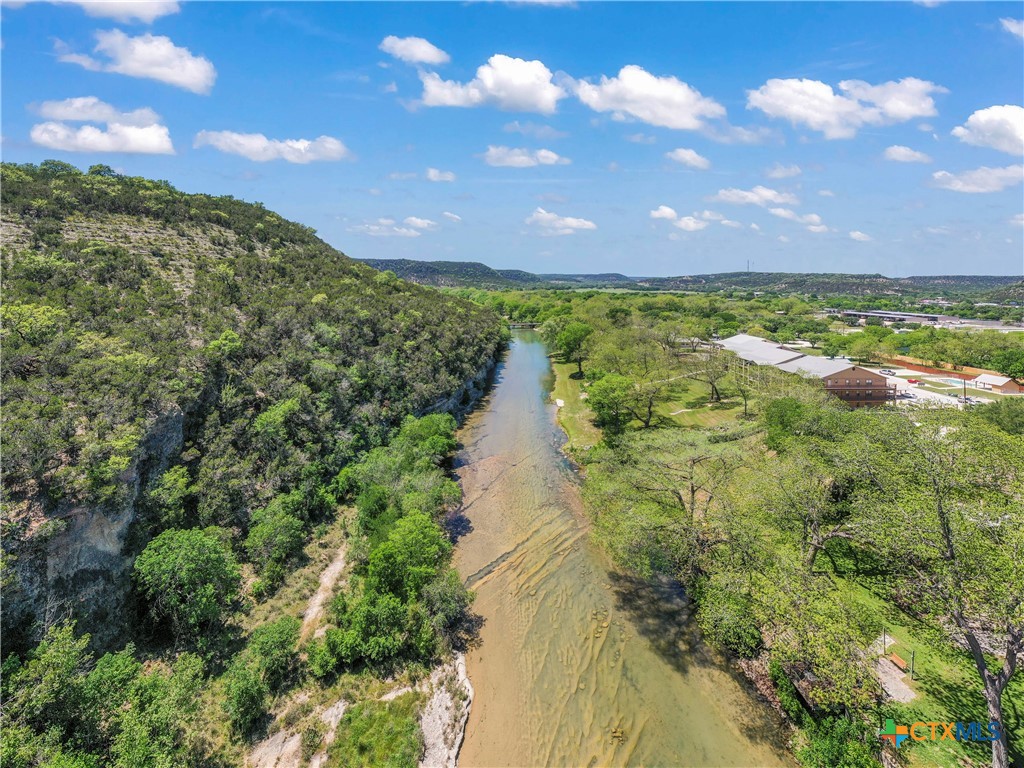 540 River Run Property Photo 16