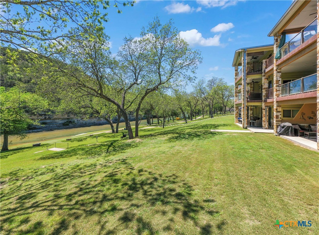 540 River Run Property Photo 17