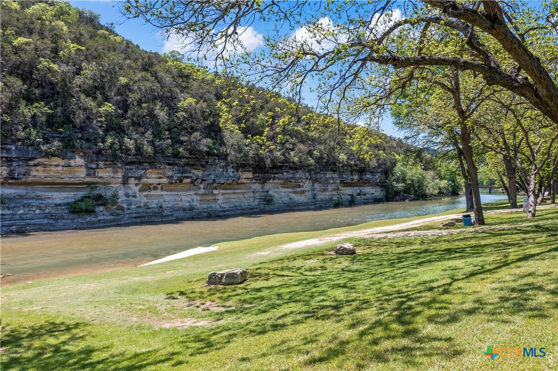 540 River Run Property Photo 19