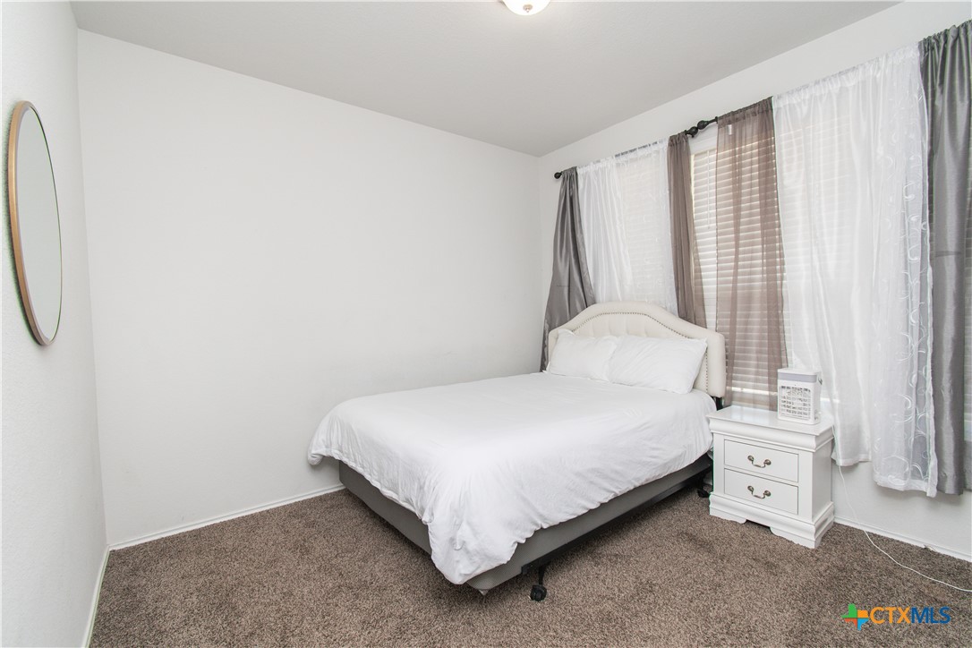 3905 Anvil Range Road Property Photo 8