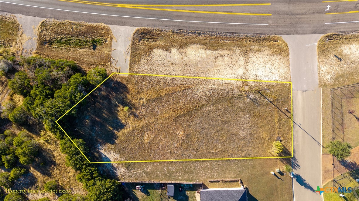 3919 Del Rey Drive Property Photo 4