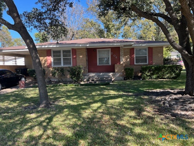 206 W Young Property Photo 1