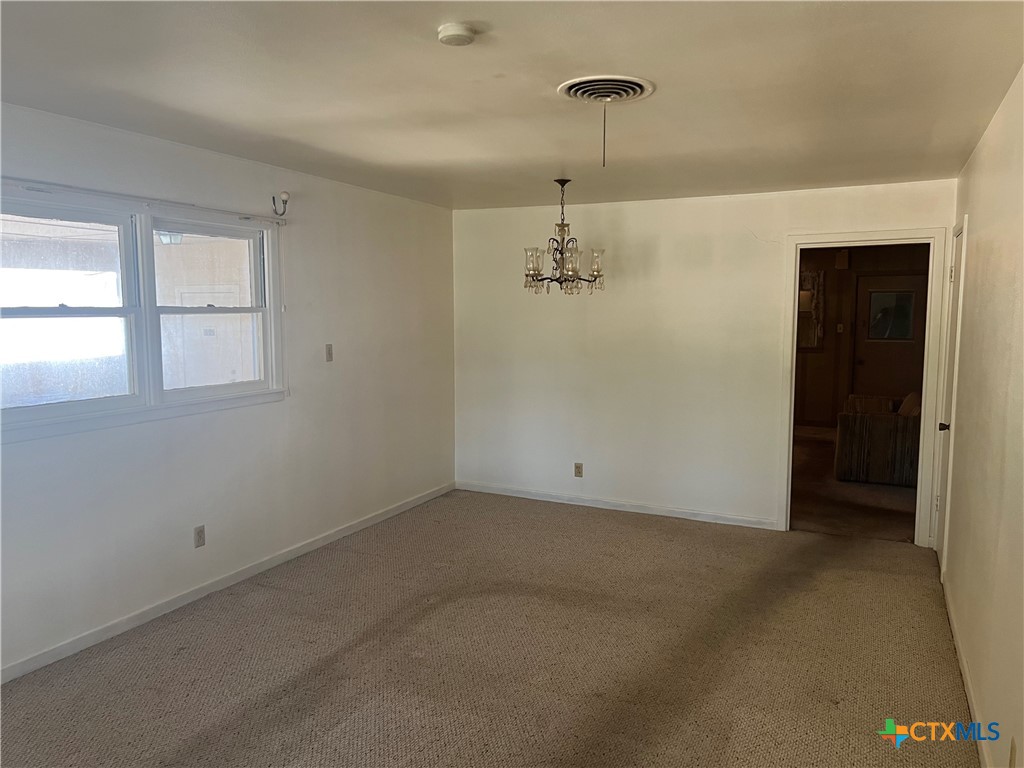206 W Young Property Photo 2