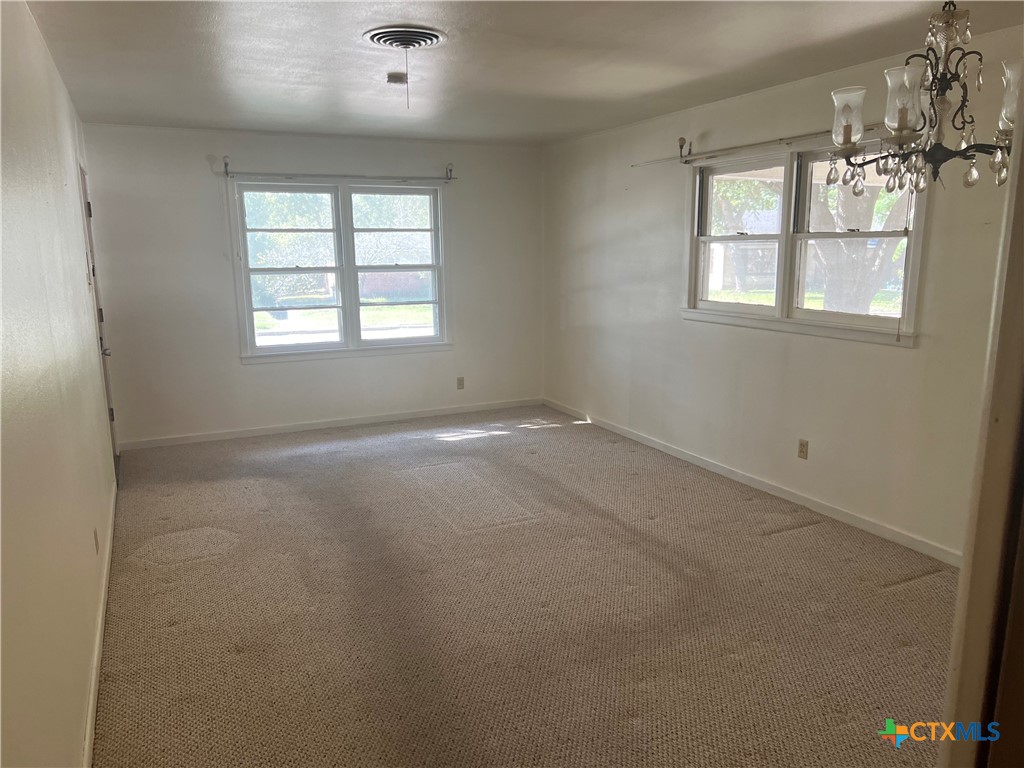 206 W Young Property Photo 3