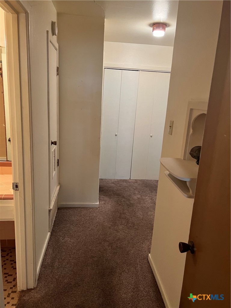 206 W Young Property Photo 9
